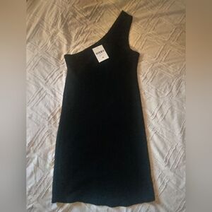 NWT Forever 21 One Shoulder Black Mini dress, Size Medium